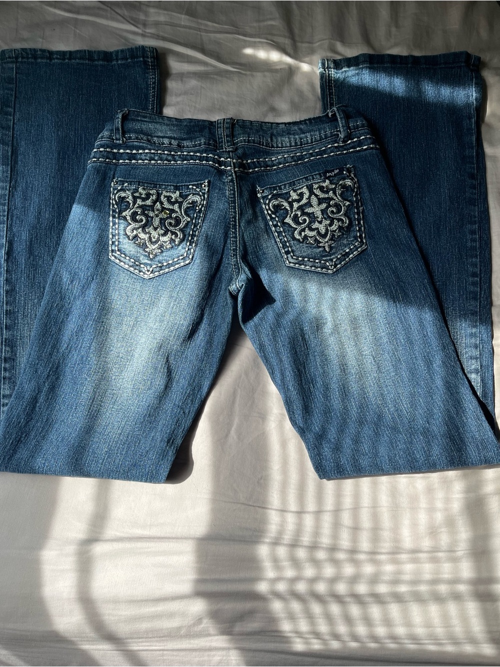 2000s style lowrise bootcut angel jeans